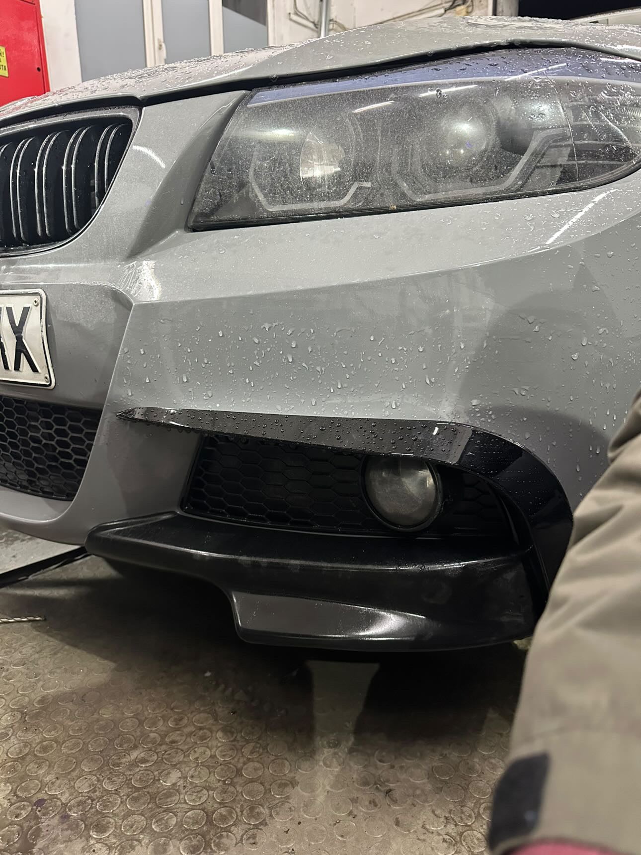 Добавки за предна броня BMW E90 E91 Face M-Tech