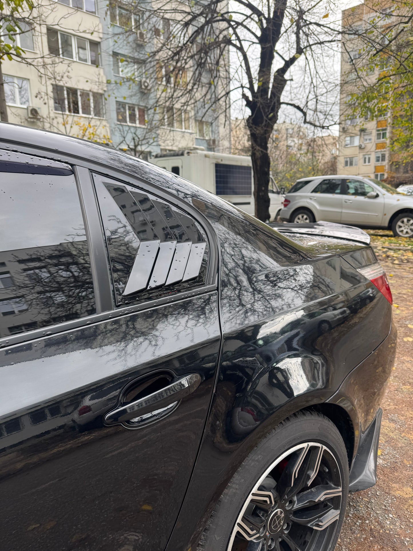 Добавки за задни странични прозорци BMW E60